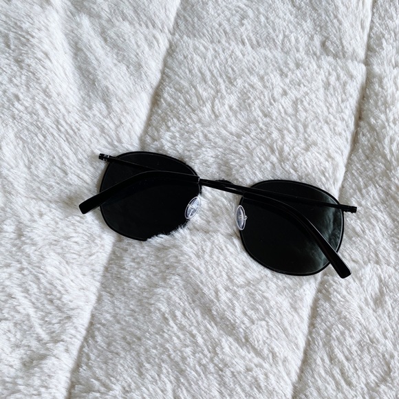 BAILEY NELSON SUNGLASSES - Picture 4 of 4